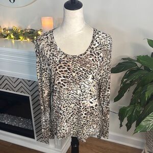 Chic Leopard Print Blouse